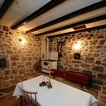 Dream Stonehouse *