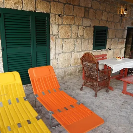 Dream Stonehouse *